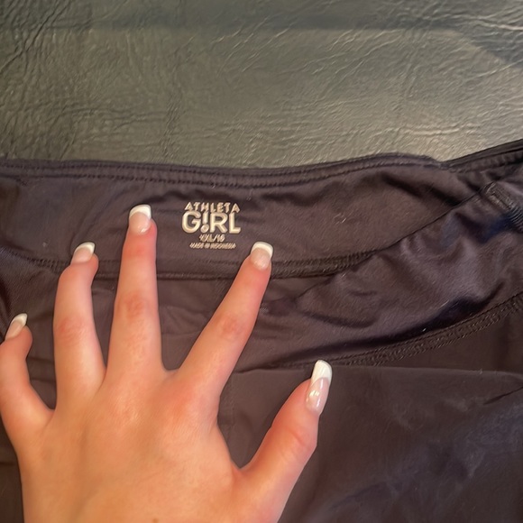 Black - Picture 2 of 3